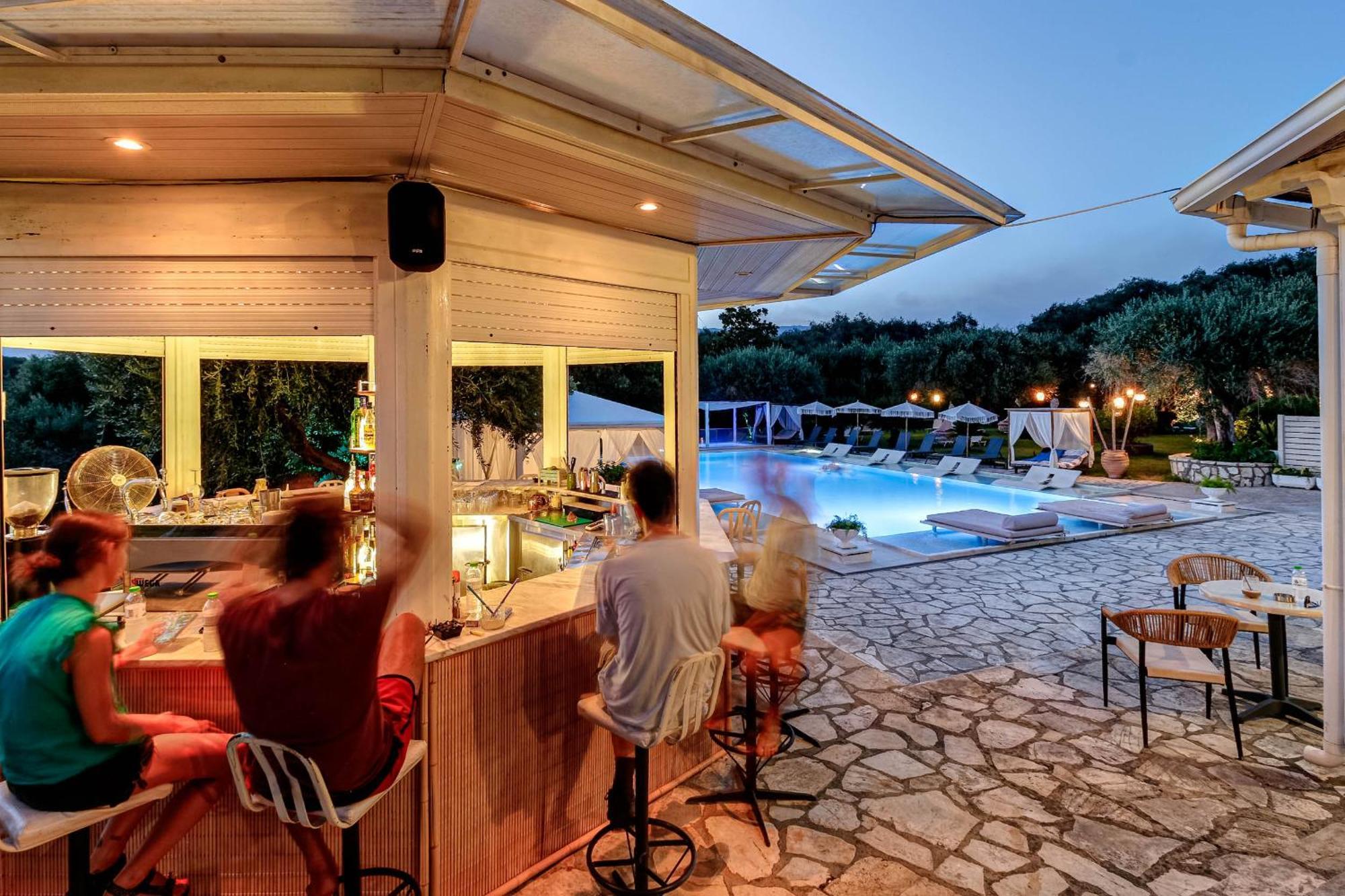 Hotel Nefeli Kommeno (Corfu)